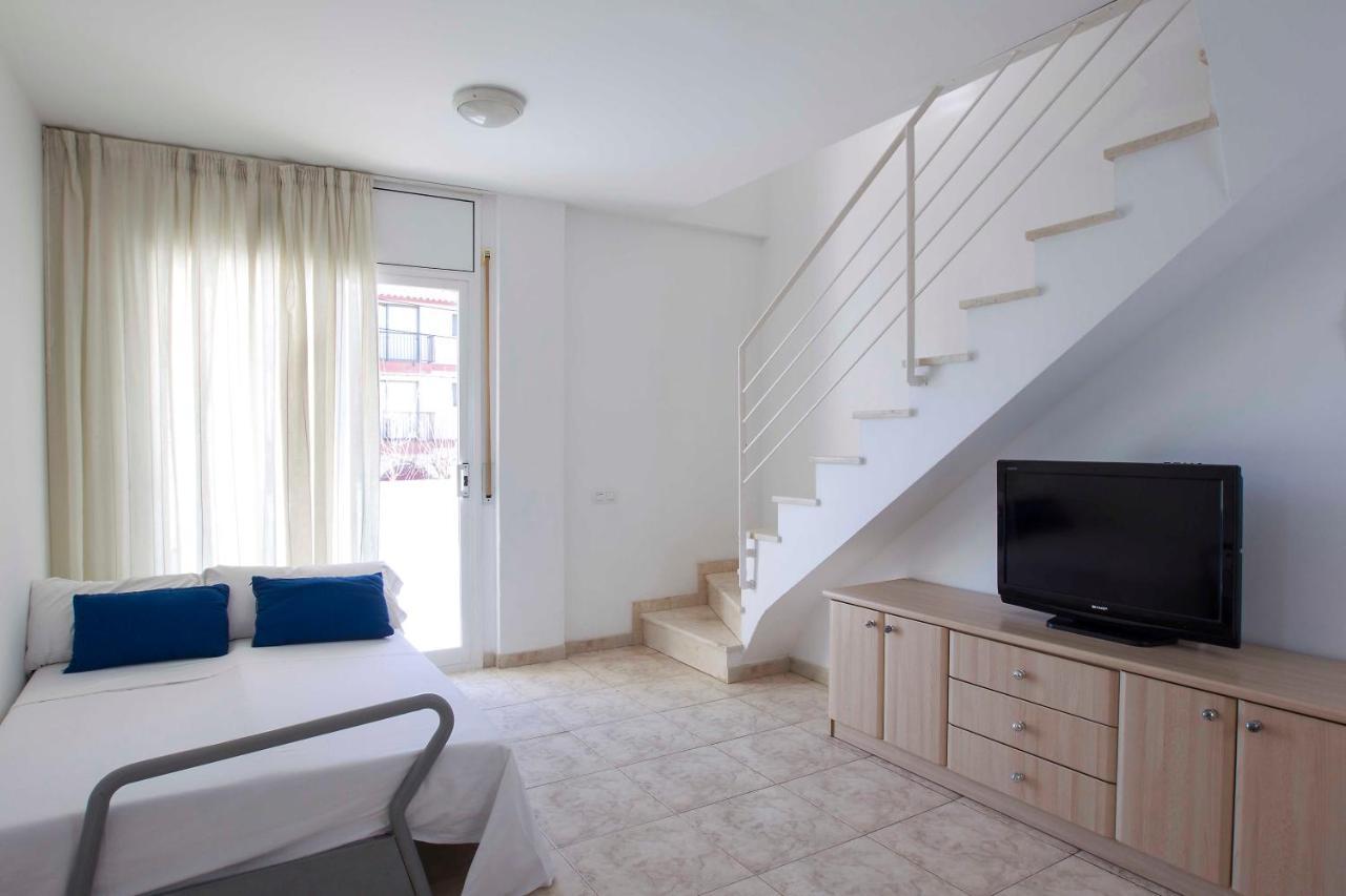 Apartaments La Torreta アルタフィリャ エクステリア 写真
