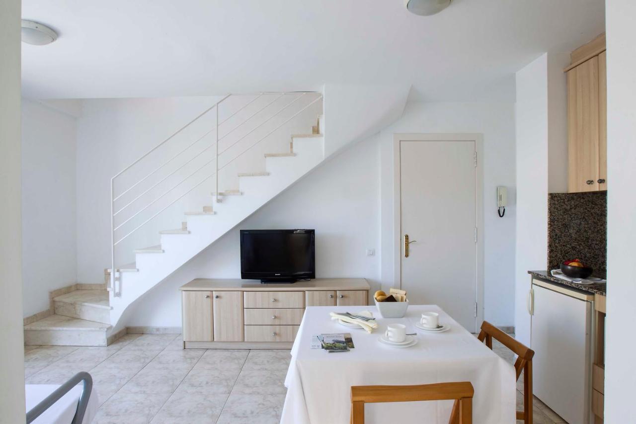 Apartaments La Torreta アルタフィリャ エクステリア 写真